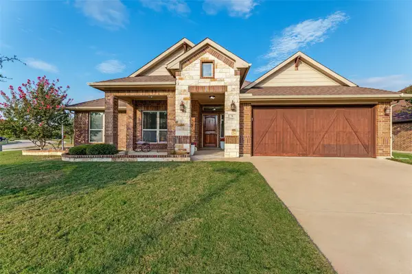 1001 Morningside Drive, Burleson, TX 76028