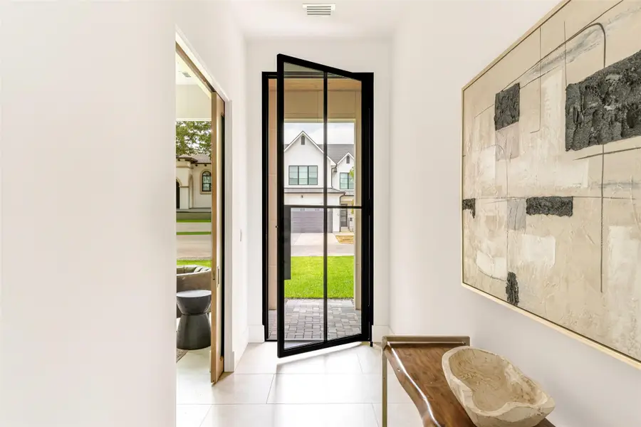 4718 W Amherst Avenue, Dallas, TX 75209 - #2