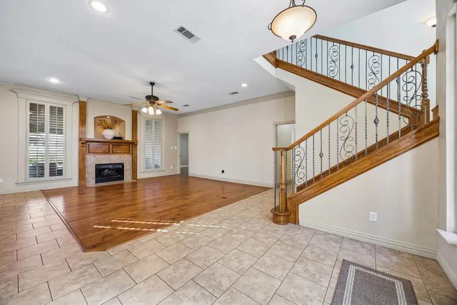 837 Thomas Crossing Drive, Fort Worth, TX 76028 - #2