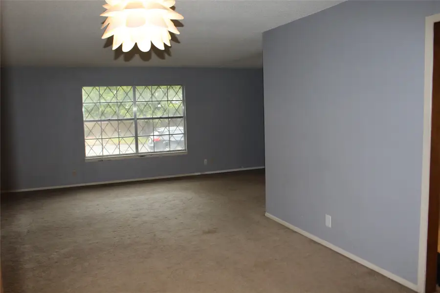 202 N 29th Street, Gatesville, TX 76528 - #3