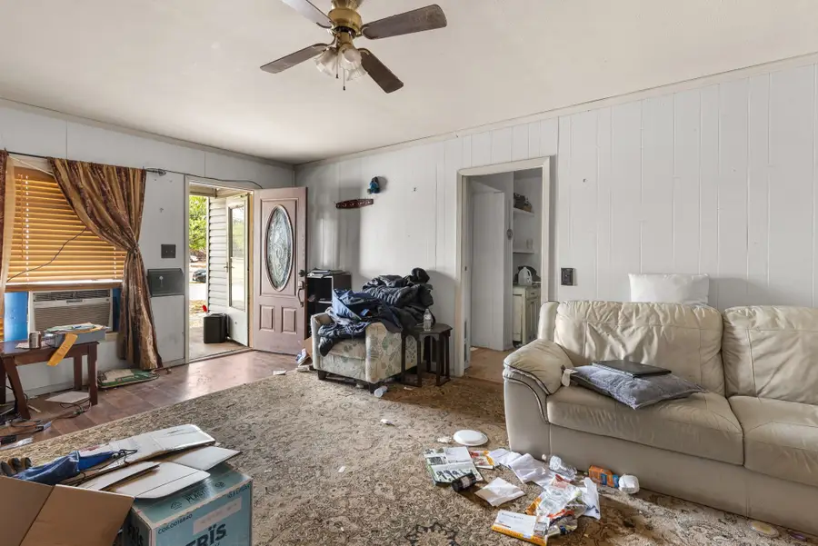 515 N Angelina Street, Henrietta, TX 76365 - #2