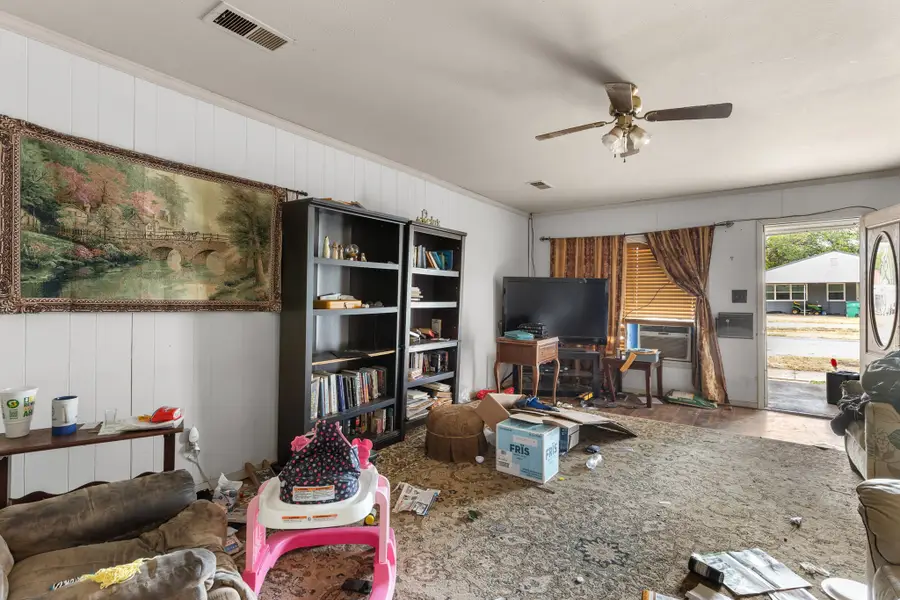 515 N Angelina Street, Henrietta, TX 76365 - #3