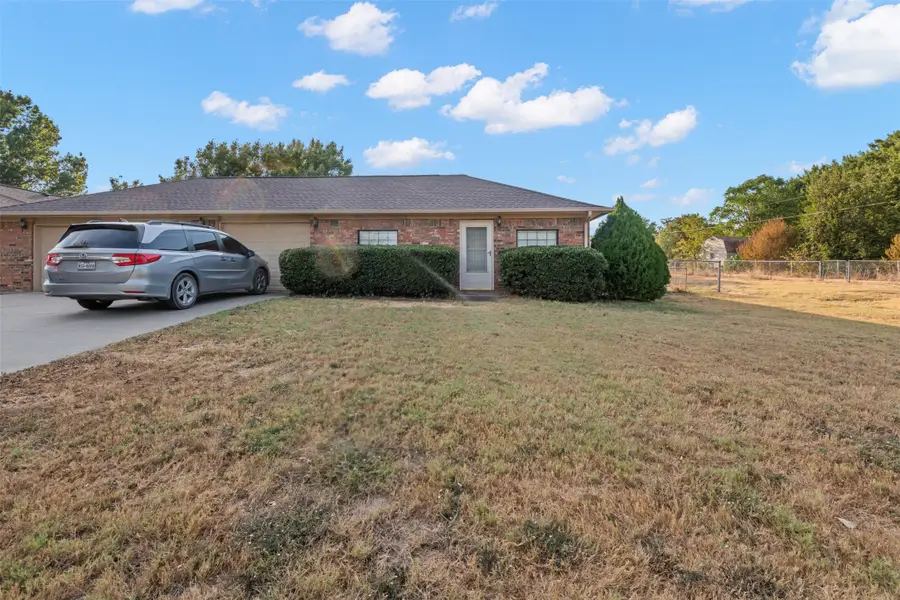 911 Clearview Street, Krum, TX 76249 - #3