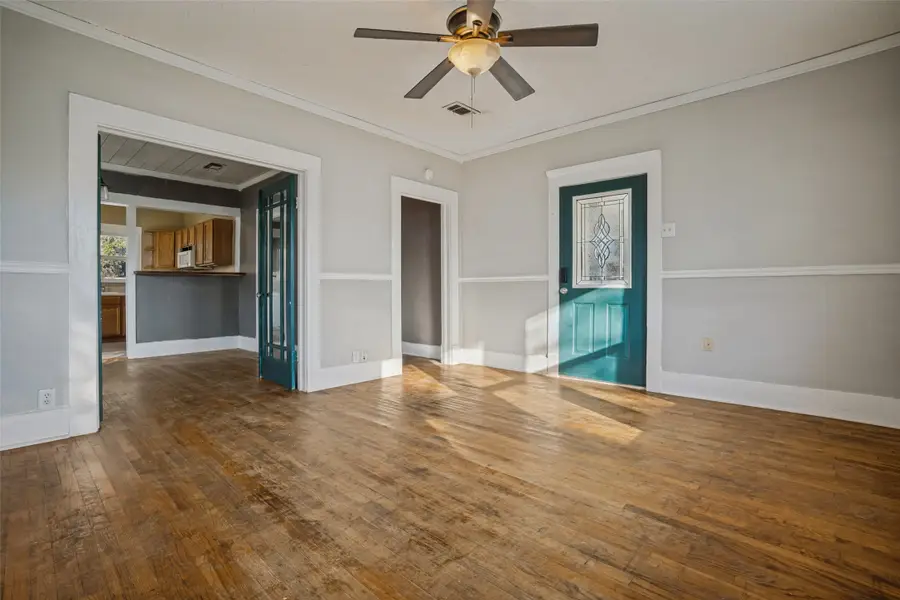 537 N 1st Street, Krum, TX 76249 - #3