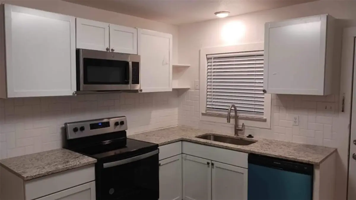 706 E Acheson Road, Denison, TX 75021 - #1