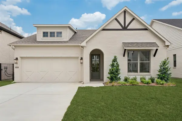 808 Mallard Drive, Aledo, TX 76008