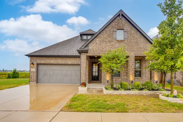 1919 Birch Street, Mansfield, TX 76063
