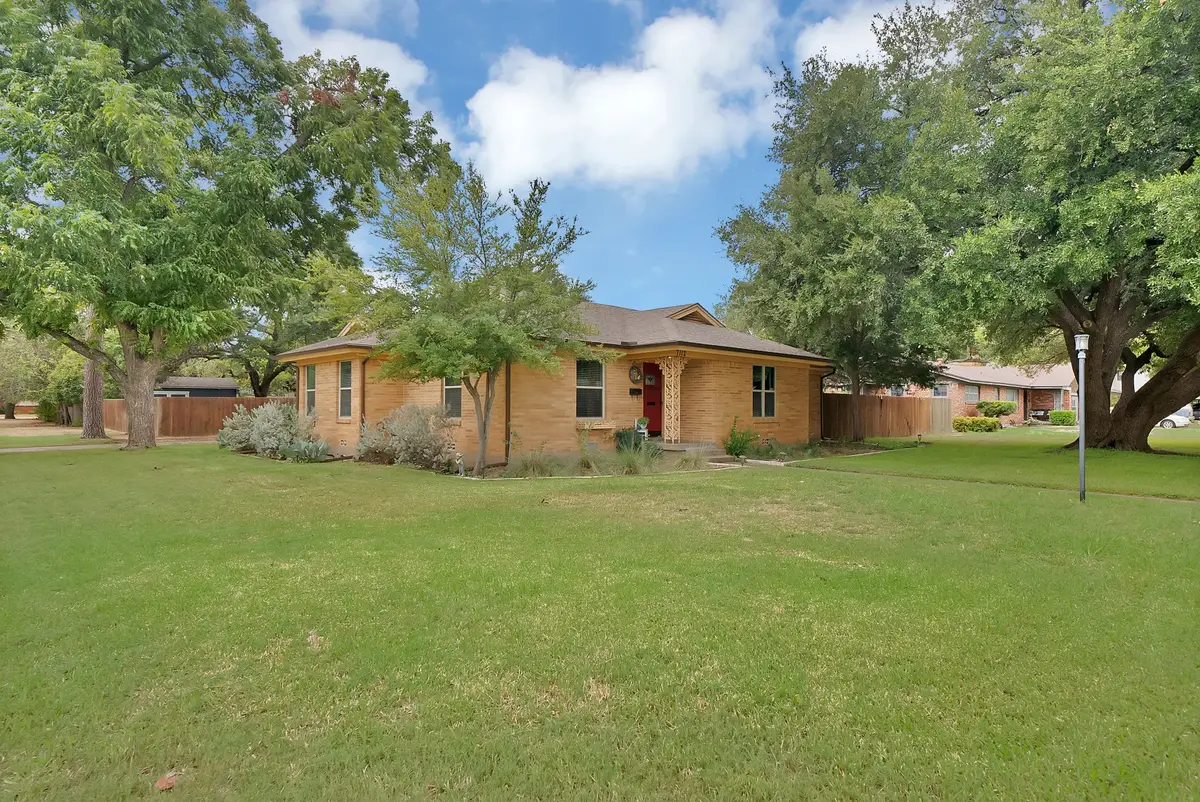 7112 Turner Terrace, North Richland Hills, TX 76180 - #1