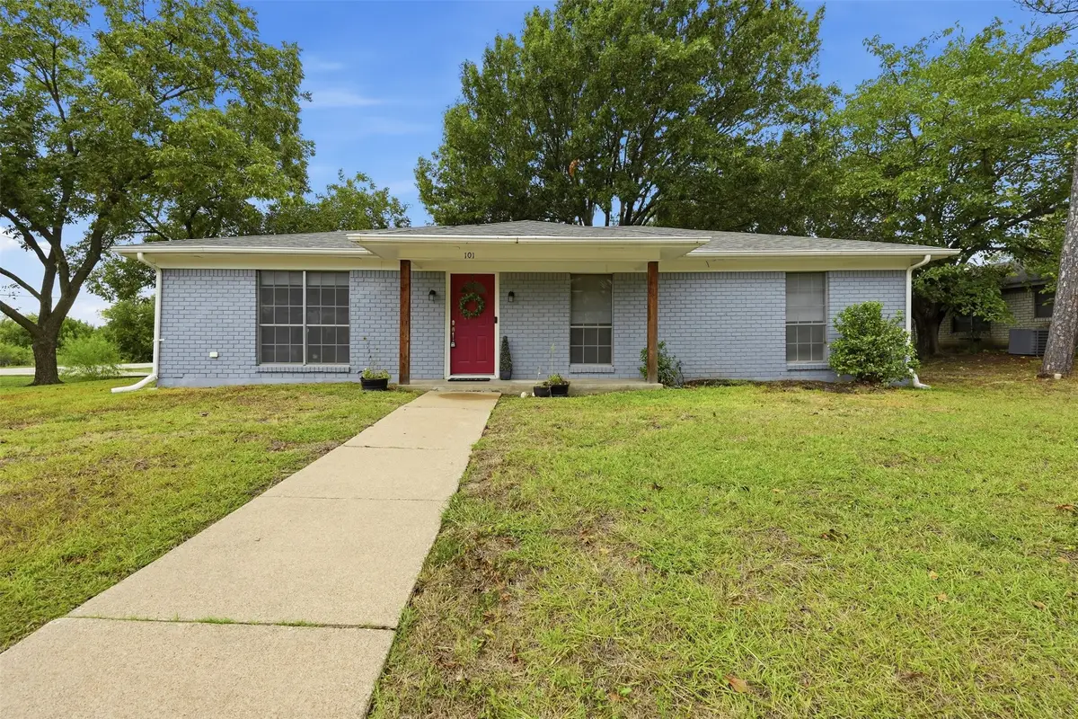 101 Falcon Lane, Hillsboro, TX 76645 - #1