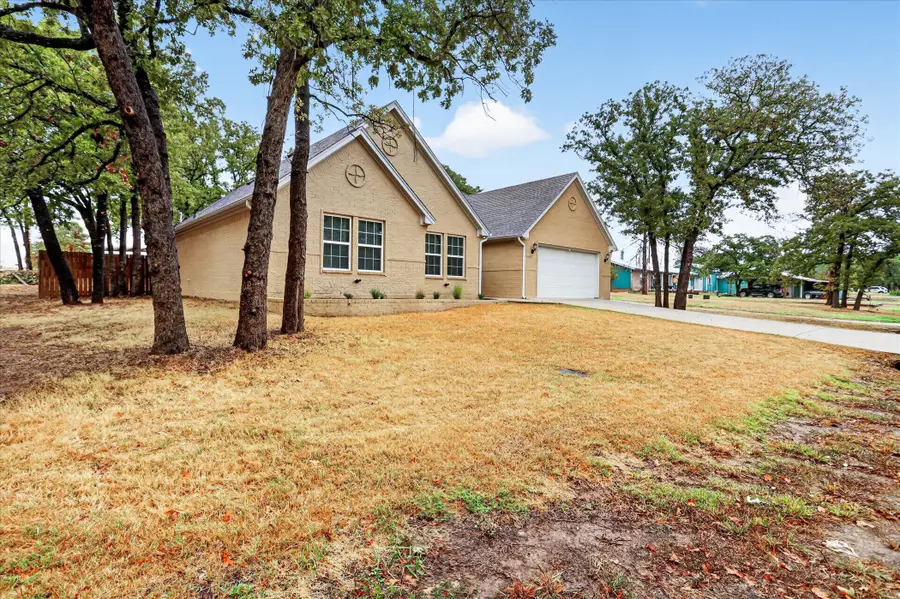 1612 Tanglewood Drive, Azle, TX 76020 - #2