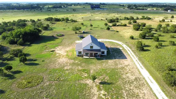 601 Hollow Drive, Lipan, TX 76462