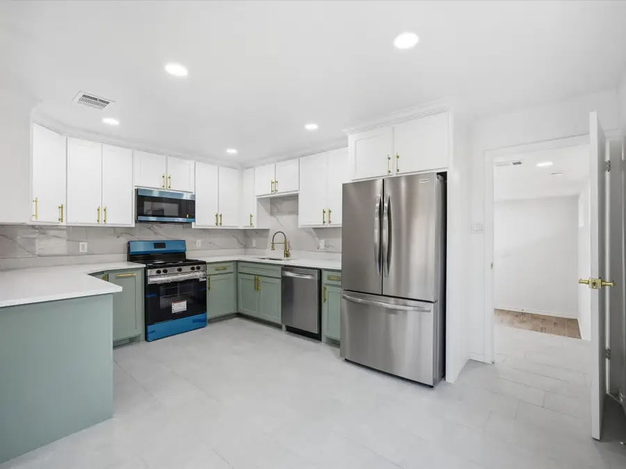 10270 Kilkenny Place, Dallas, TX 75228 - #2