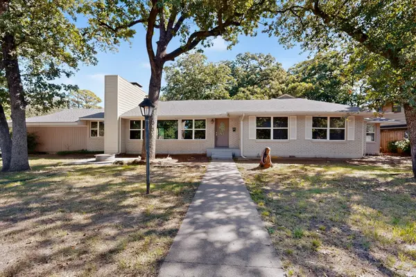 2314 Wales Place, Irving, TX 75062
