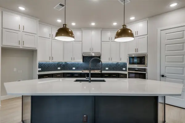 1469 Four Corner Lane, Little Elm, TX 75036