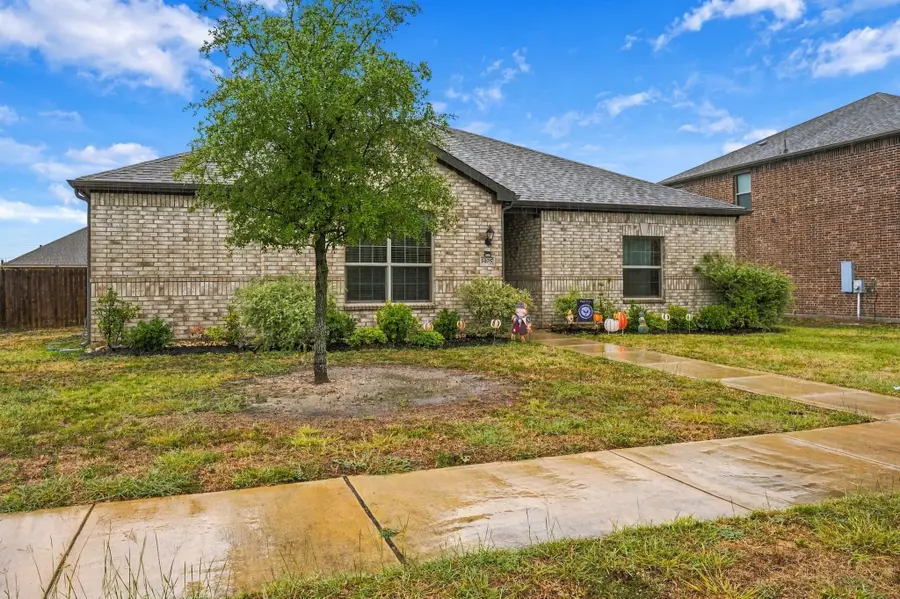 1405 Kite Street, Desoto, TX 75115 - #3