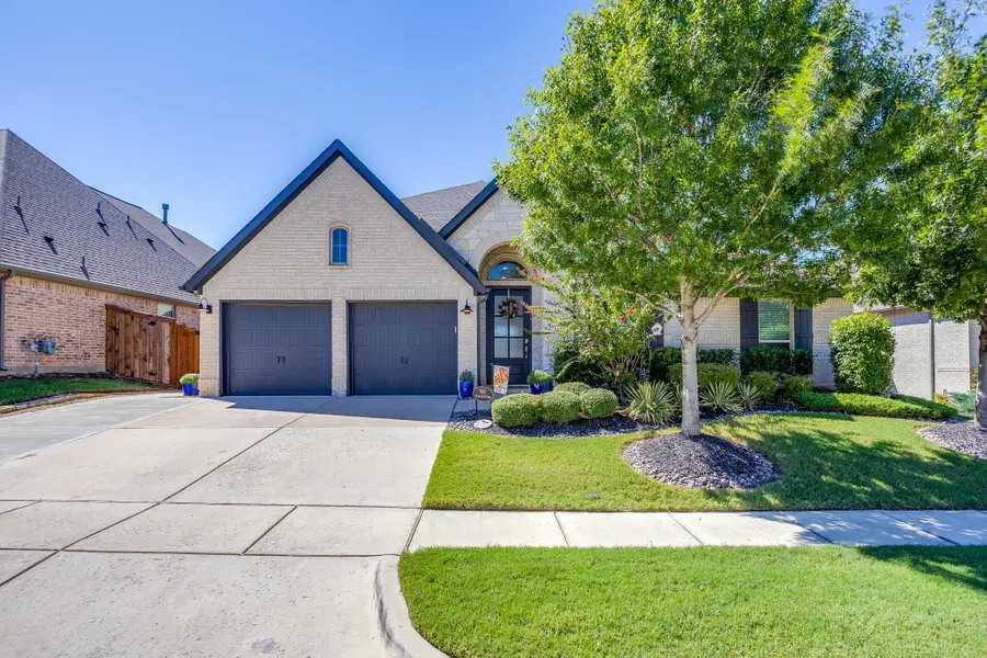 3917 Redbud Drive, Aubrey, TX 76227 - #3