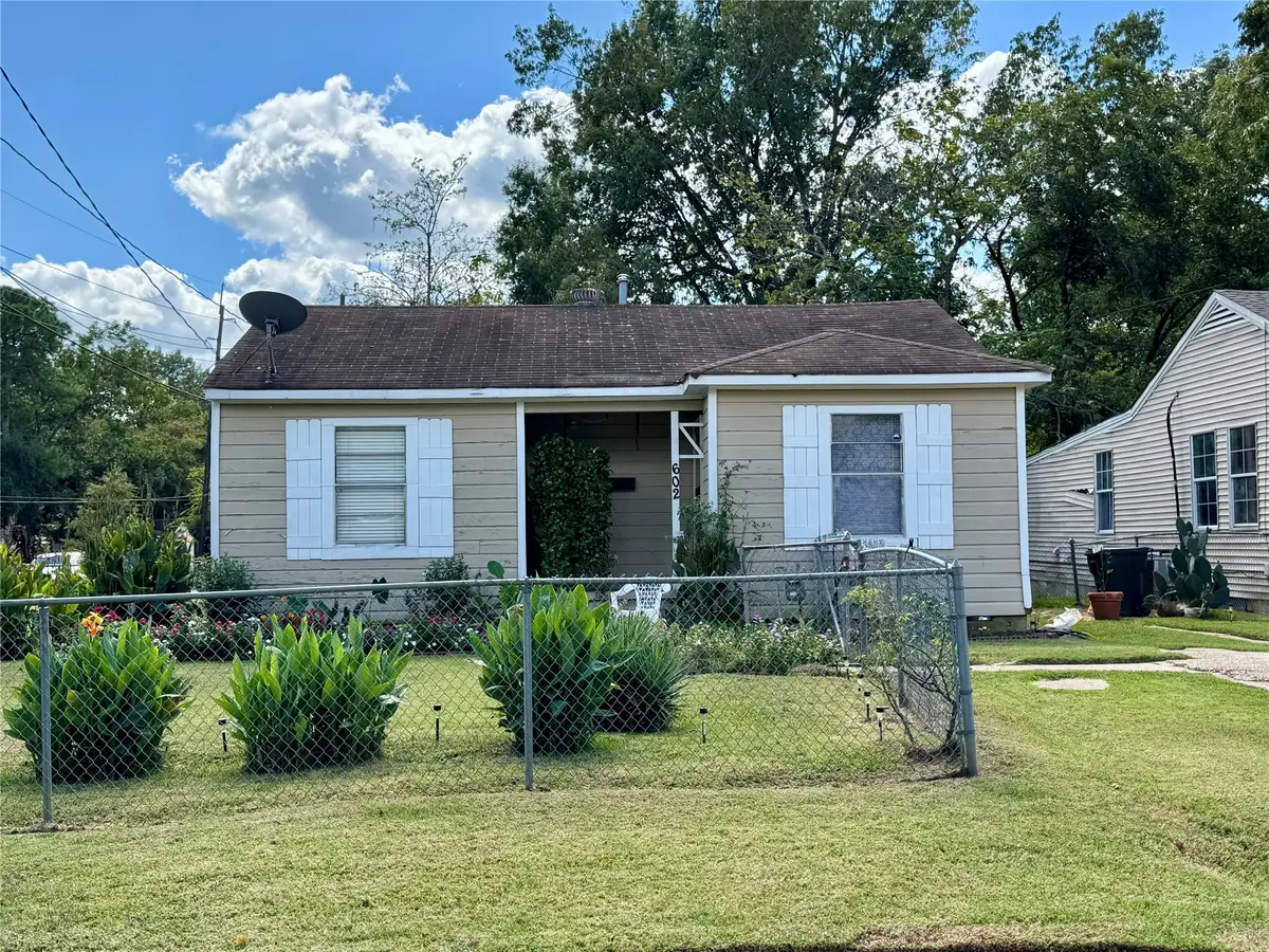 602 W 74th Street, Shreveport, LA 71106 - #1