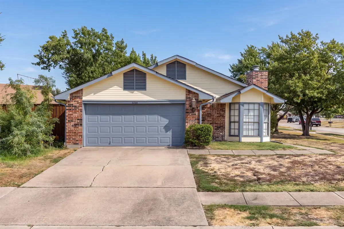 3700 Verlaine Drive, Carrollton, TX 75007 - #1