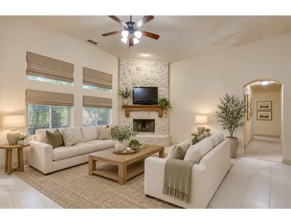 636 Possom Trot Hollow Road, Whitewright, TX 75491