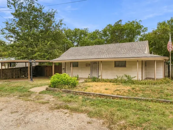207 N Oneil Street, Alvord, TX 76225