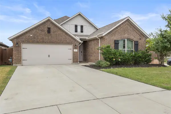 6152 Cobbetts Pond Lane, Fort Worth, TX 76179