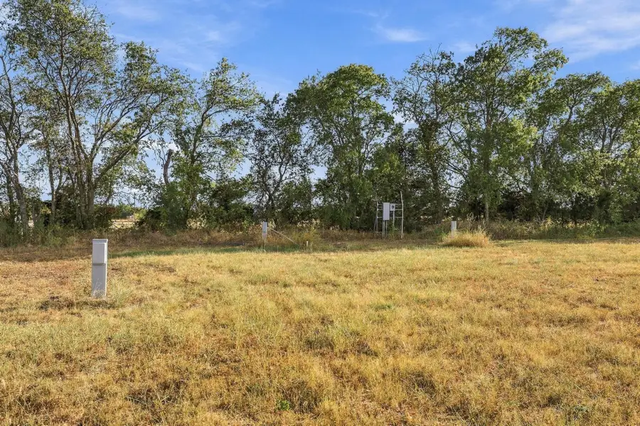 177 Country Place Lane, Van Alstyne, TX 75495 - #2