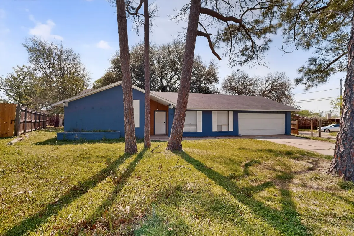 400 Casa Bello Court, Irving, TX 75062 - #1