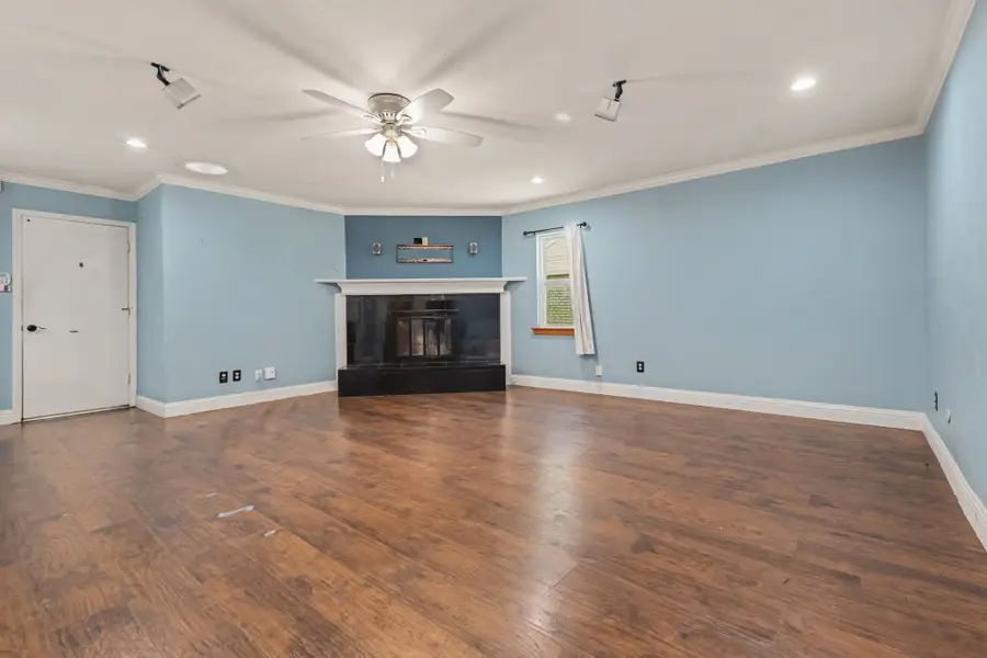 5517 Baker Drive, The Colony, TX 75056 - #2