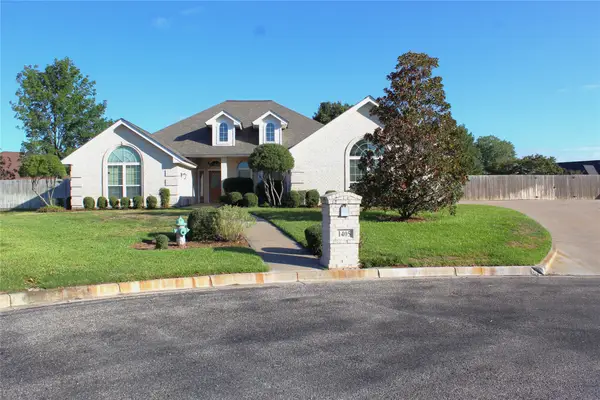 1405 Parkwood Court, Stephenville, TX 76401