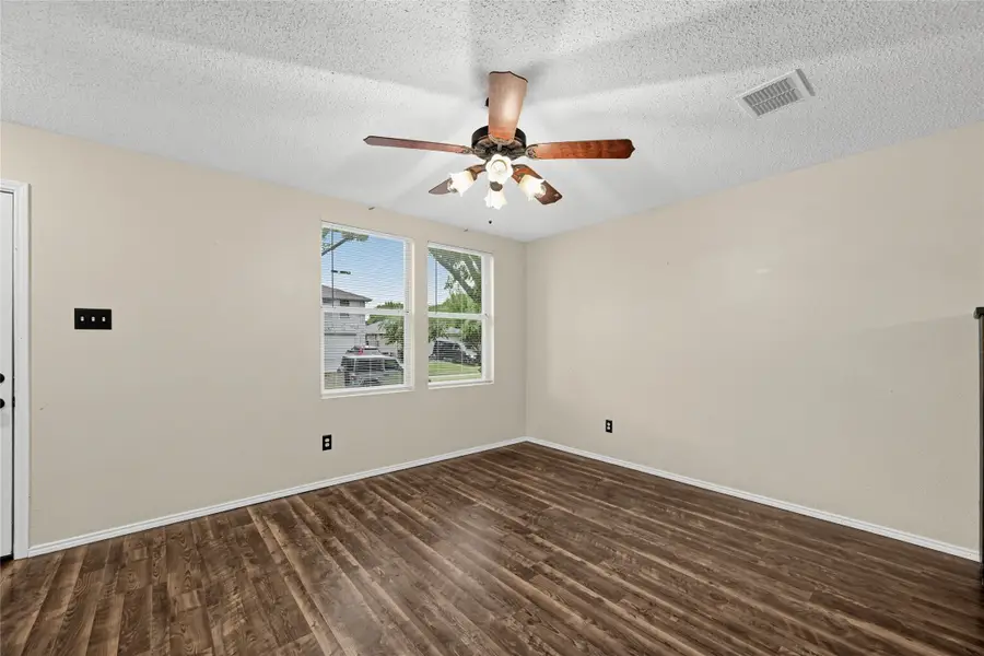 1857 Lariat Drive, Justin Roanoke, TX 76247 - #2