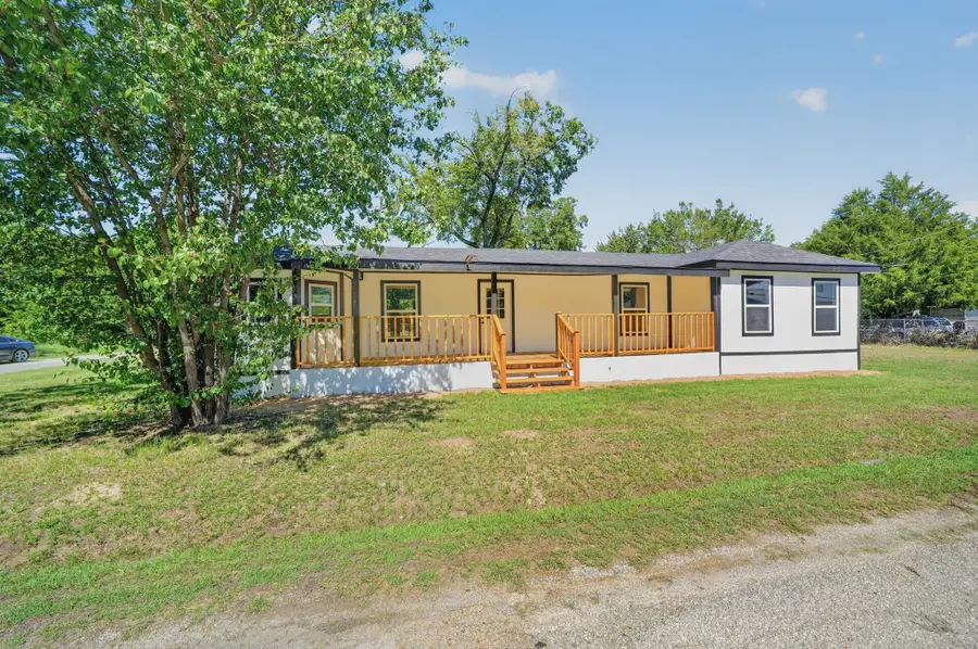 3016 Payne Street, Wills Point, TX 75169 - #2