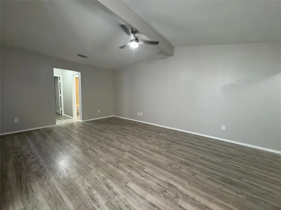 1487 Brook Meadow Circle, Lancaster, TX 75134 - #3