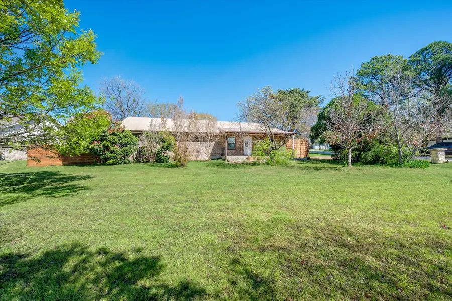 304 Oak Drive, Argyle, TX 76226 - #2