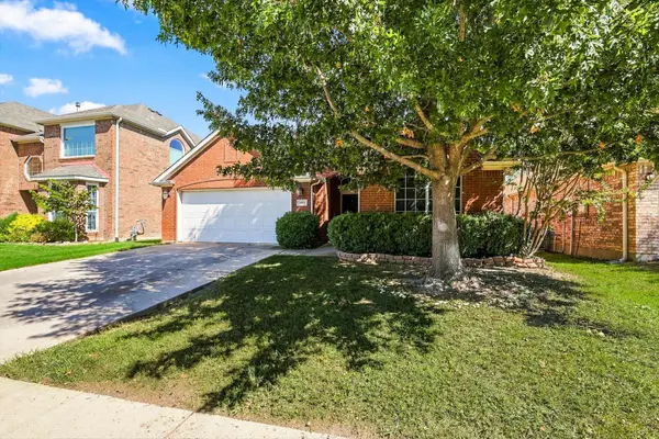 10500 Jaybird Drive, Fort Worth, TX 76244
