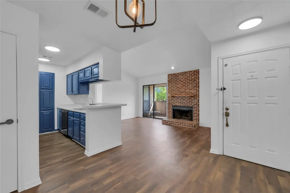 2006 Cloisters Drive #2522, Arlington, TX 76011 - #1