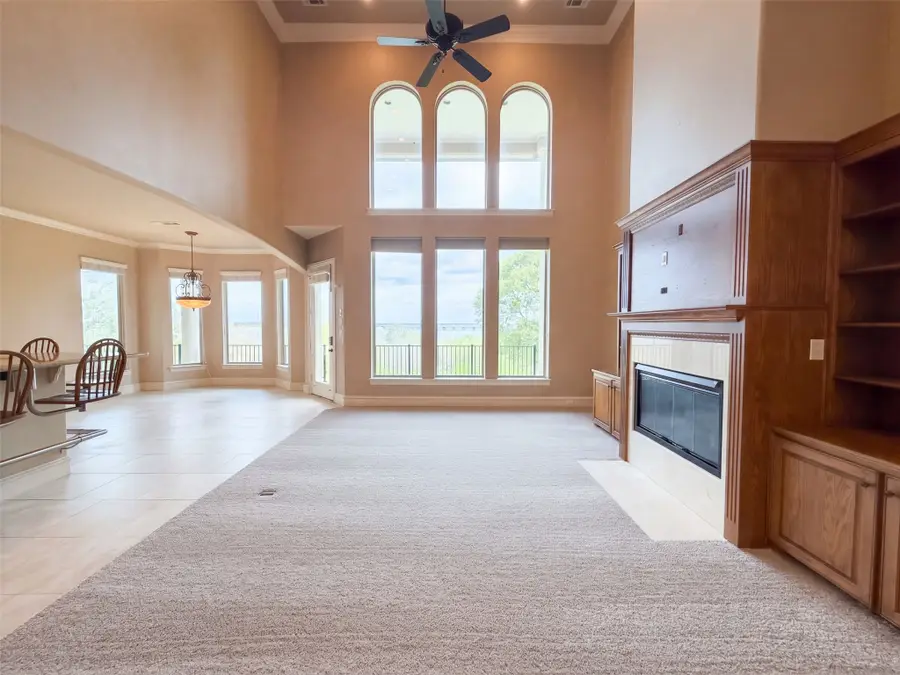 1119 Mallard Pointe Drive, Grand Prairie, TX 75104 - #3