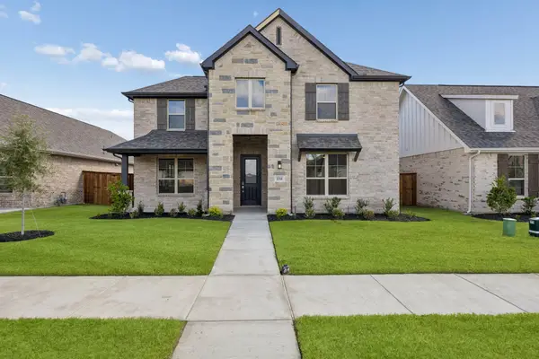 2214 Terlingua Drive, Waxahachie, TX 75165