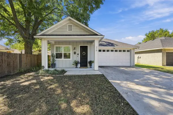 218 Rousseau Street, Waxahachie, TX 75165