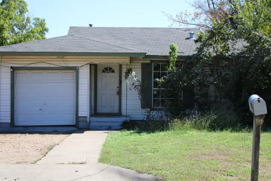 619 Truman Street, Arlington, TX 76011 - #2