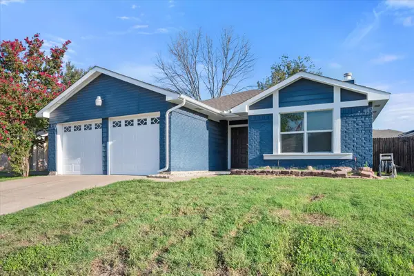 411 Lantana Drive, Arlington, TX 76018