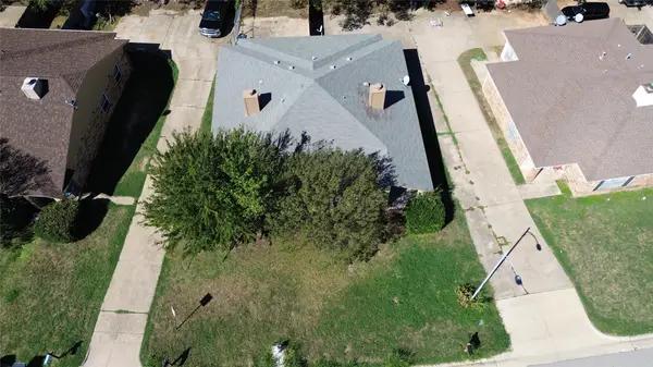 2400 Monte Carlo Drive #B, Arlington, TX 76015