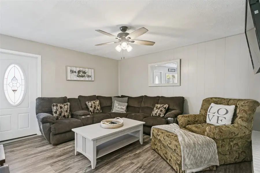5076 Avery Lane, The Colony, TX 75056 - #2