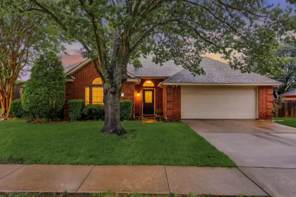 1635 Alexis Street, Midlothian, TX 76065