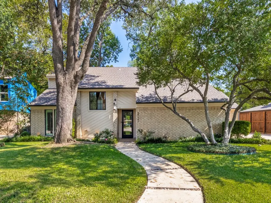 3722 Wooded Creek Drive, Farmers Branch, TX 75244 - #2