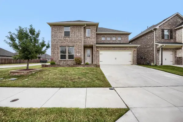 3801 Heather Meadows Drive, Fort Worth, TX 76244