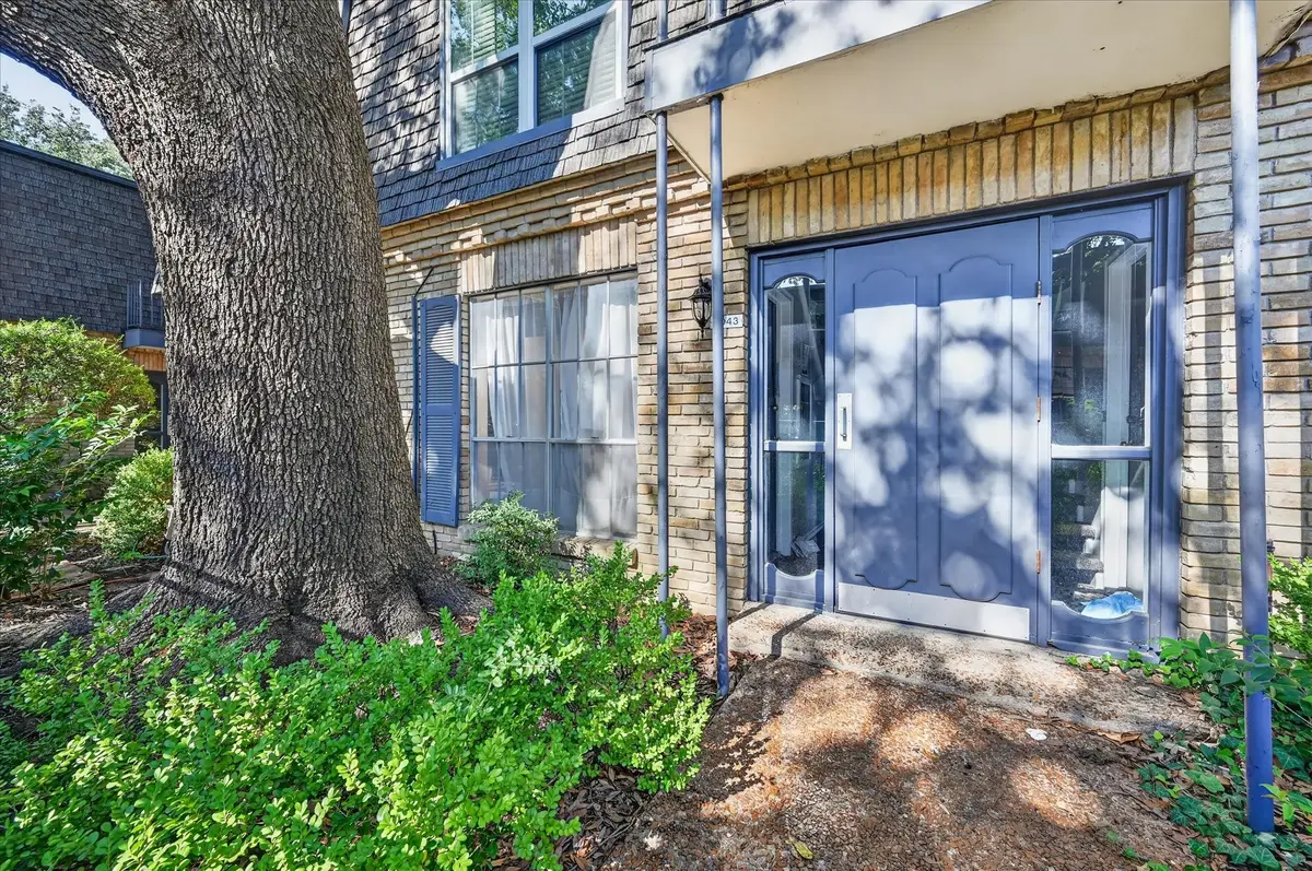 5043 Les Chateaux Drive #214, Dallas, TX 75235 - #1