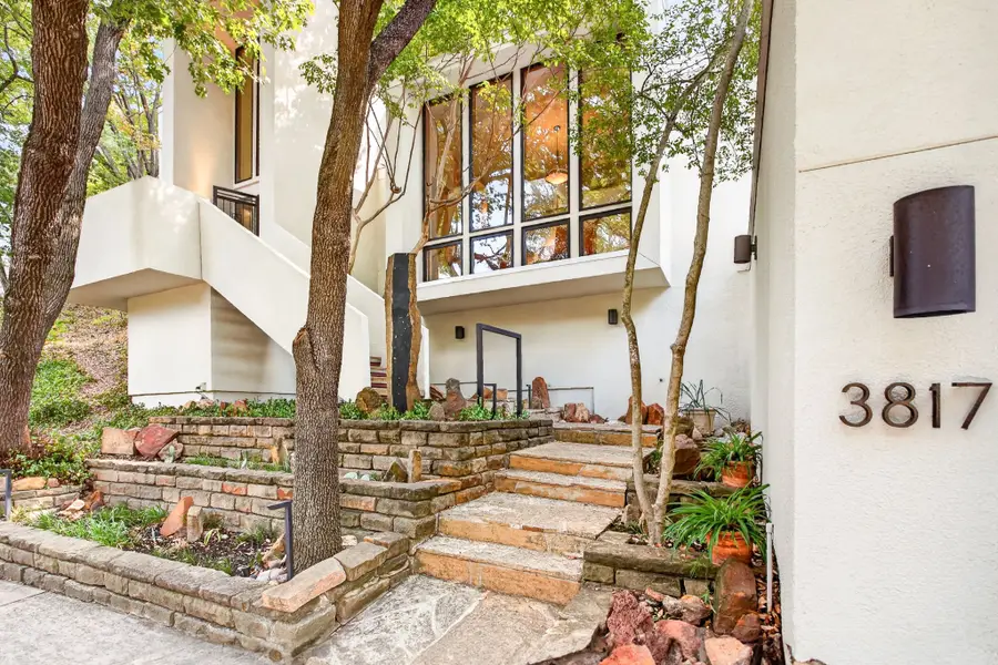3817 Harlanwood Drive, Fort Worth, TX 76109 - #2