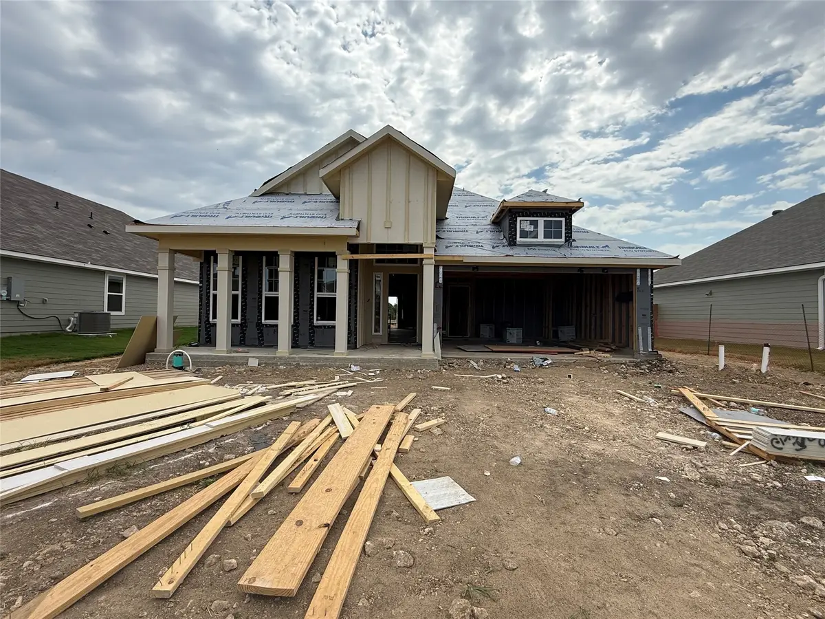 108 Jenjira Way, McGregor, TX 76657 - #1