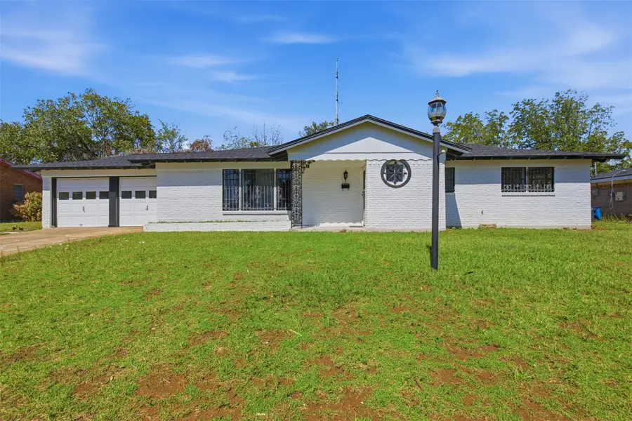 2313 Clearview Drive, Fort Worth, TX 76119 - #2