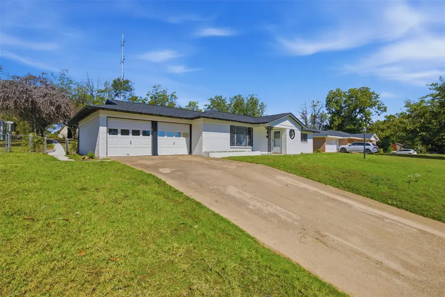 2313 Clearview Drive, Fort Worth, TX 76119 - #3
